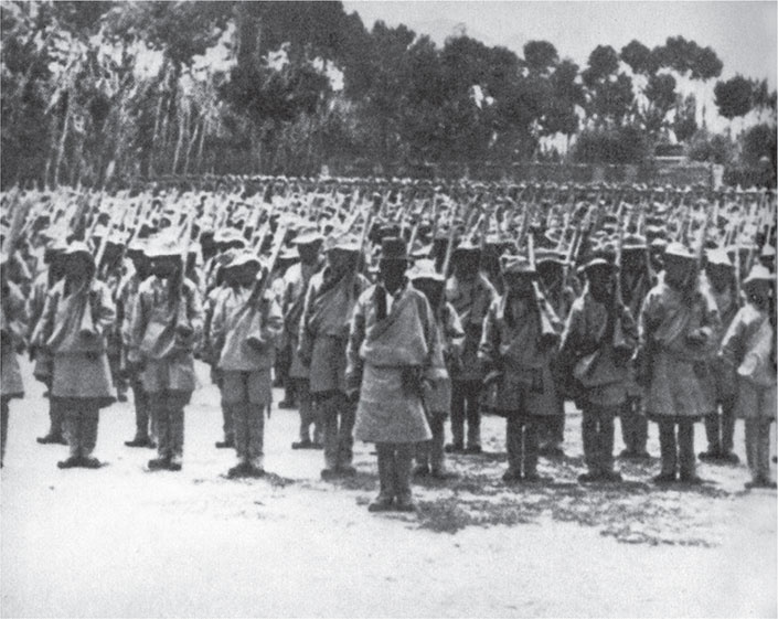 Иллюстрация к книге — Семь лет в Тибете. Моя жизнь при дворе Далай-ламы [_41.jpg]