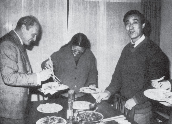 Иллюстрация к книге — Семь лет в Тибете. Моя жизнь при дворе Далай-ламы [_46.jpg]