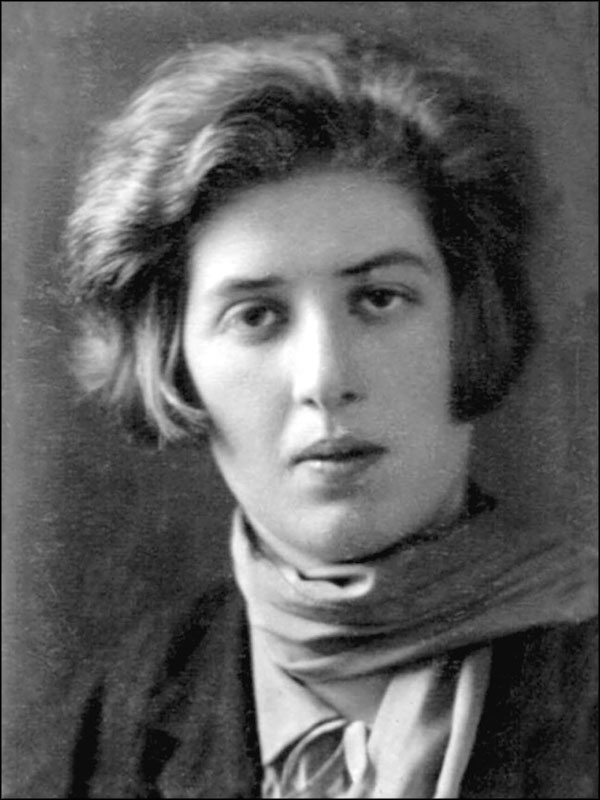 Иллюстрация к книге — Прекрасные незнакомки. Портреты на фоне эпохи [_217.jpg]