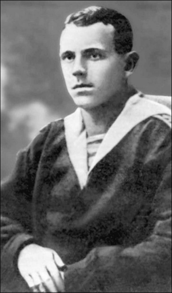 Иллюстрация к книге — Прекрасные незнакомки. Портреты на фоне эпохи [_287.jpg]