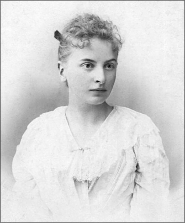 Иллюстрация к книге — Прекрасные незнакомки. Портреты на фоне эпохи [_297.jpg]