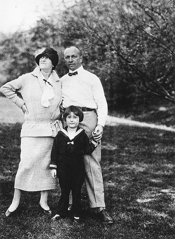 Иллюстрация к книге — Хельмут Ньютон. Автобиография [autogen_ebook_id5.jpg]