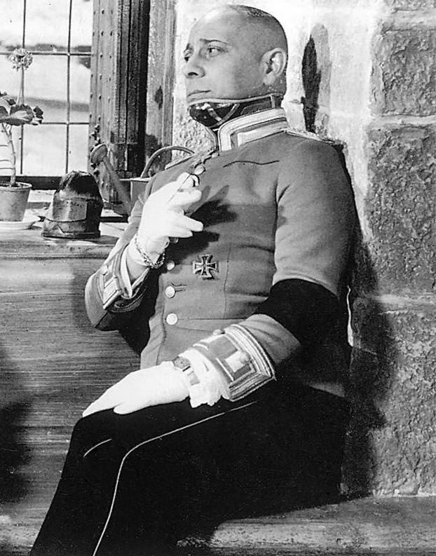 Иллюстрация к книге — Хельмут Ньютон. Автобиография [autogen_ebook_id94.jpg]