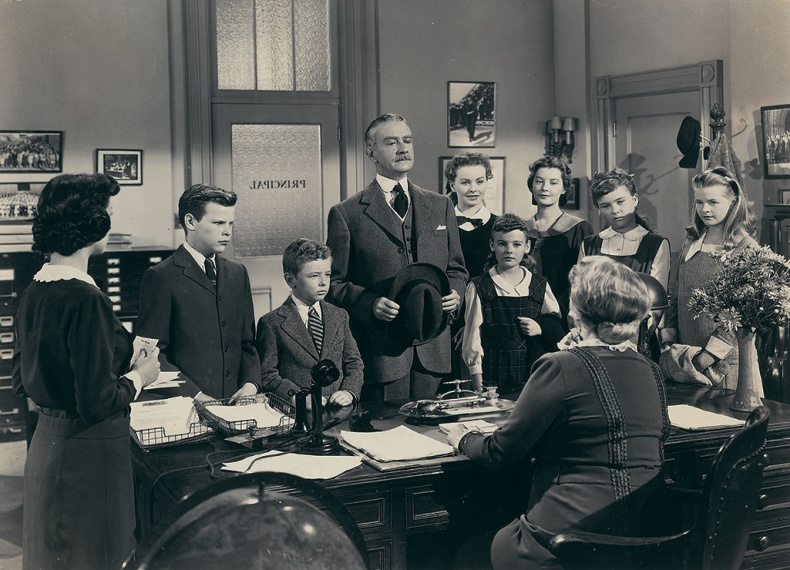 Иллюстрация к книге — Без ума от шторма, или Как мой суровый, дикий и восхитительно непредсказуемый отец учил меня жизни [i_005.jpg]