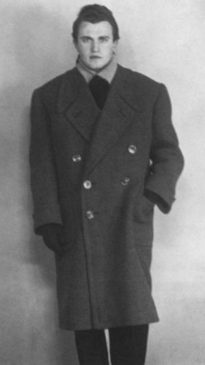 Иллюстрация к книге — Аксенов [i_012.jpg]