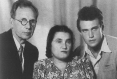 Иллюстрация к книге — Аксенов [i_013.jpg]