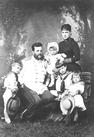 Иллюстрация к книге — Петербургские женщины XIX века [i_019.jpg]