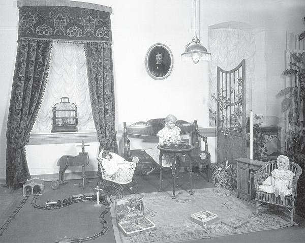 Иллюстрация к книге — Петербургские женщины XIX века [i_030.jpg]