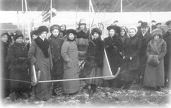 Иллюстрация к книге — Петербургские женщины XIX века [i_105.jpg]