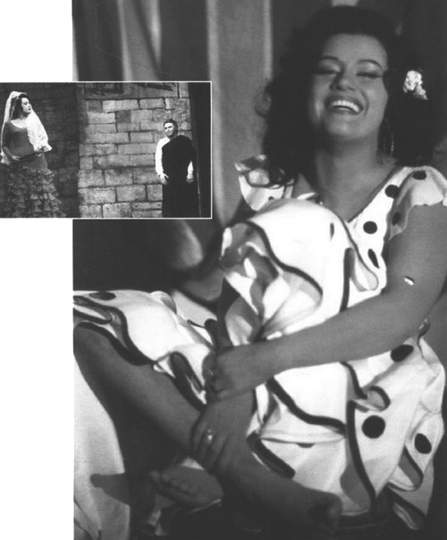 Иллюстрация к книге — Елена Образцова. Голос и судьба [i_081.jpg]