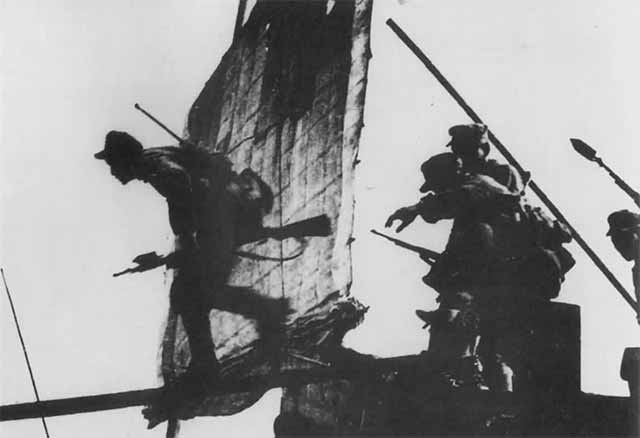 Иллюстрация к книге — Дэн Сяопин [i_021.jpg]