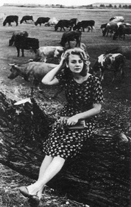 Иллюстрация к книге — Маленькая девочка из "Метрополя" [i_022.jpg]