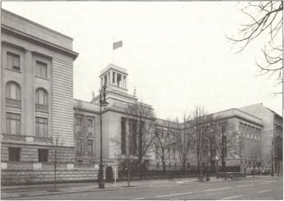 Иллюстрация к книге — Русский Берлин [i_085.jpg]