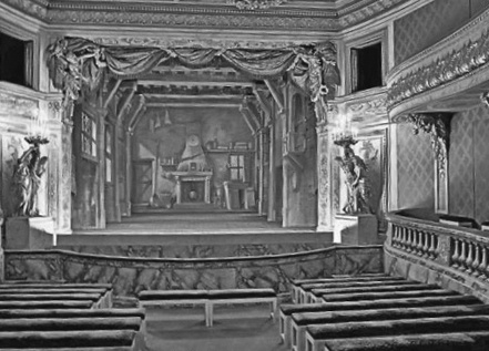 Иллюстрация к книге — Берегитесь, Боги жаждут! [i_076.jpg]