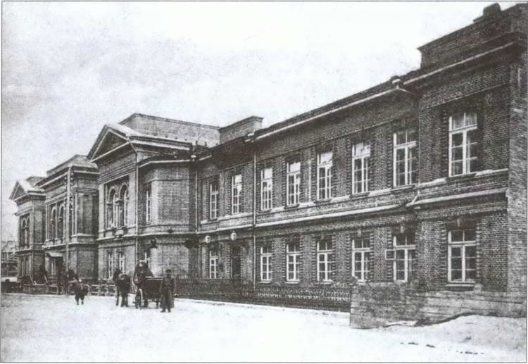 Иллюстрация к книге — "Крестный отец" Штирлица [i_003.jpg]