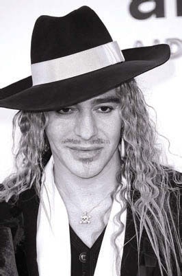 Иллюстрация к книге — Маленькие секреты большого гардероба [_54.jpg]