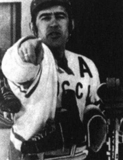 Иллюстрация к книге — Валерий Харламов. Легенда №17 [i_021.jpg]