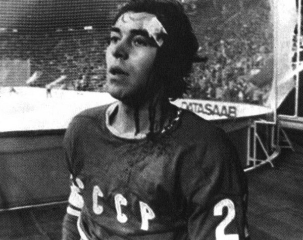 Иллюстрация к книге — Валерий Харламов. Легенда №17 [i_078.jpg]