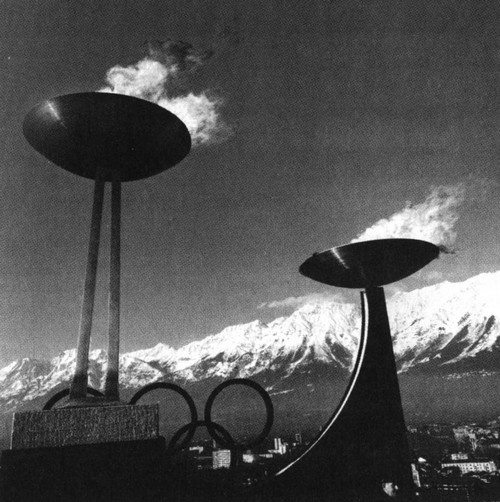 Иллюстрация к книге — Валерий Харламов. Легенда №17 [i_084.jpg]