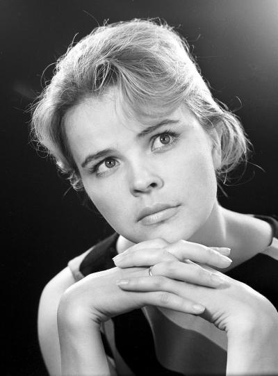 Иллюстрация к книге — Роковые женщины советского кино [_01.jpg]