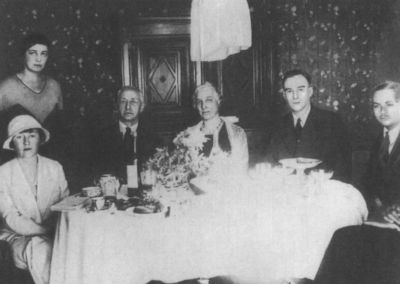 Иллюстрация к книге — Иван Бунин [i_043.jpg]