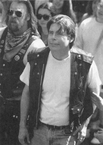 Иллюстрация к книге — Сердце, в котором живет страх. Стивен Кинг. Жизнь и творчество [i_013.jpg]