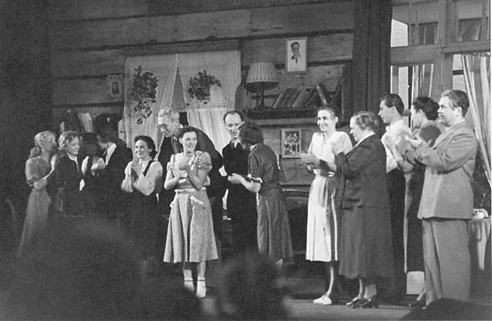 Иллюстрация к книге — Удивление перед жизнью. Воспоминания [_26.jpg]