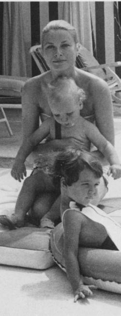 Иллюстрация к книге — Принцесса Монако [i_021.jpg]