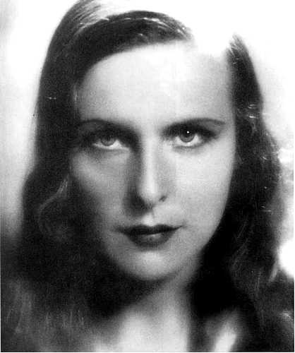 Иллюстрация к книге — Лени Рифеншталь. Мемуары [i_022.jpg]