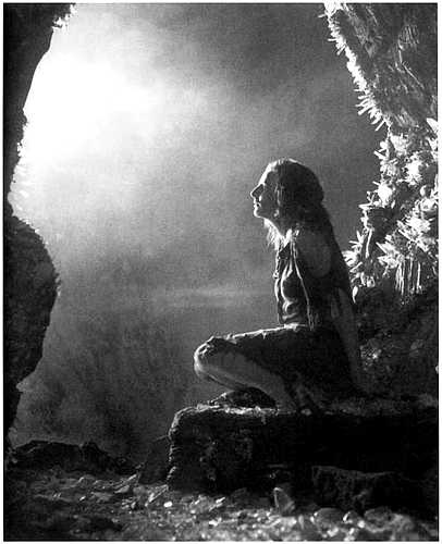 Иллюстрация к книге — Лени Рифеншталь. Мемуары [i_023.jpg]