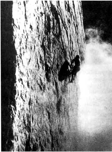 Иллюстрация к книге — Лени Рифеншталь. Мемуары [i_025.jpg]