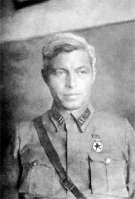 Иллюстрация к книге — Маршал Варенцов. Путь к вершинам славы и долгое забвение. 1901-1971 [n_04.jpg]