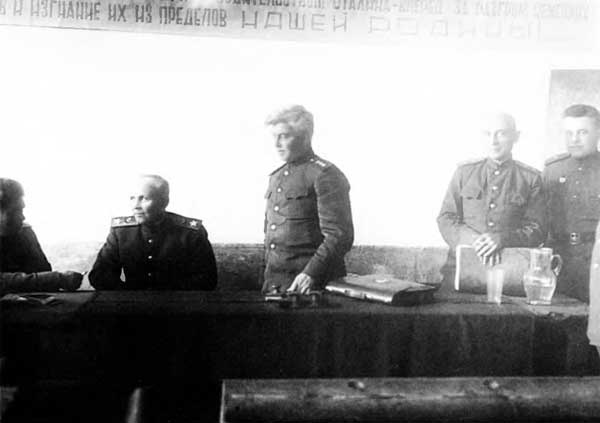 Иллюстрация к книге — Маршал Варенцов. Путь к вершинам славы и долгое забвение. 1901-1971 [n_18.jpg]