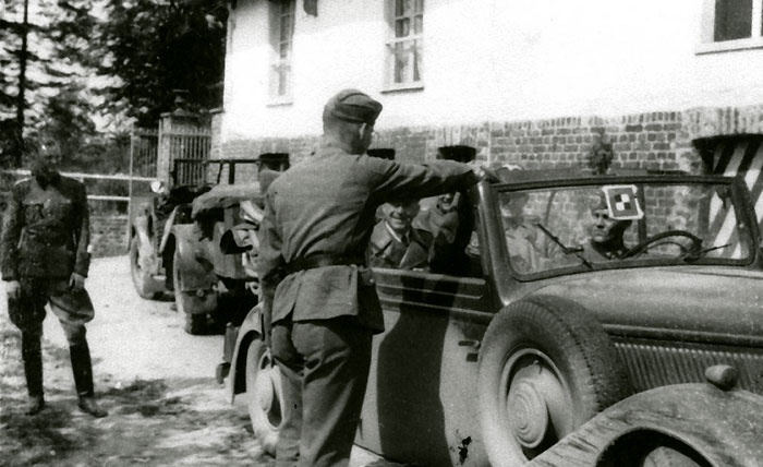 Иллюстрация к книге — "Никогда против России!" Мой отец Иоахим фон Риббентроп [i_037.jpg]