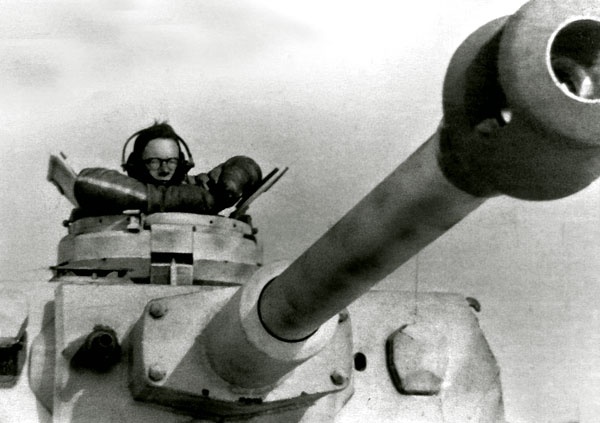 Иллюстрация к книге — "Никогда против России!" Мой отец Иоахим фон Риббентроп [i_038.jpg]