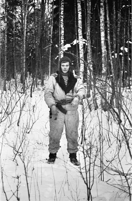 Иллюстрация к книге — Морские дьяволы. Из жизни водолазов-разведчиков Балтийского флота ВМФ [image27.jpg]