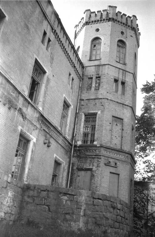 Иллюстрация к книге — Морские дьяволы. Из жизни водолазов-разведчиков Балтийского флота ВМФ [image70.jpg]