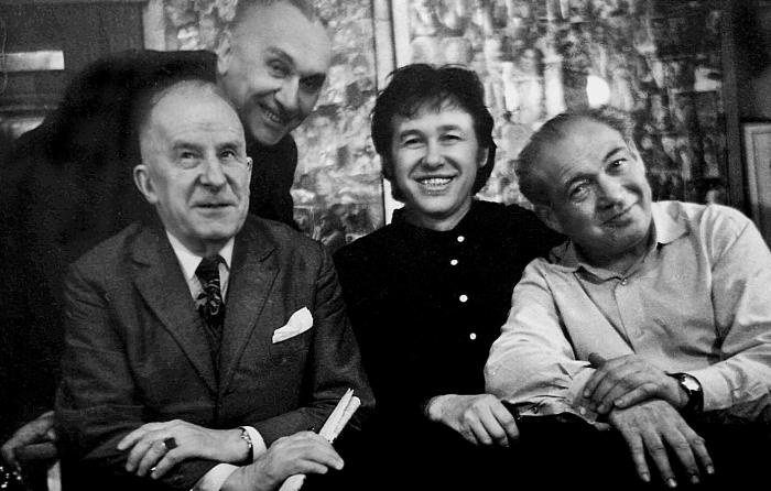 Иллюстрация к книге — На Фонтанке водку пил [i_009.jpg]