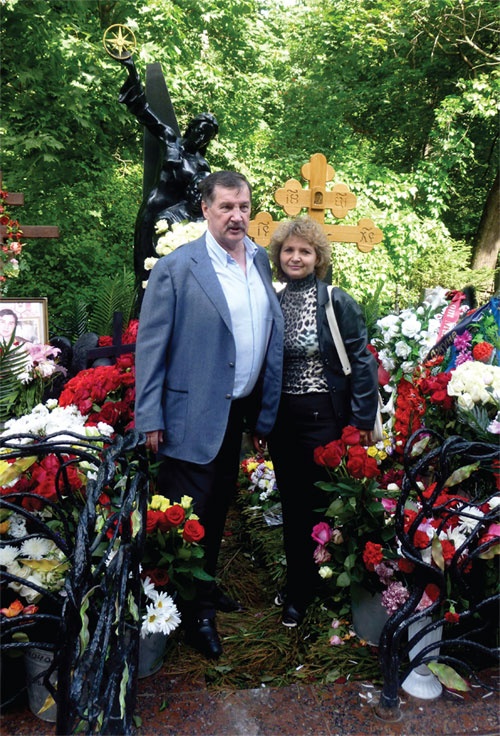 Иллюстрация к книге — Джуна. Одиночество солнца [_32.jpg]