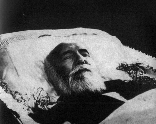 Иллюстрация к книге — Федор Сологуб [i_026.jpg]