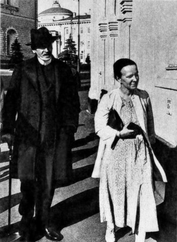 Иллюстрация к книге — Первая встреча – последняя встреча [i_011.jpg]