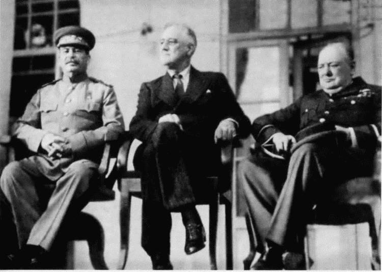 Иллюстрация к книге — Громыко [i_017.jpg]