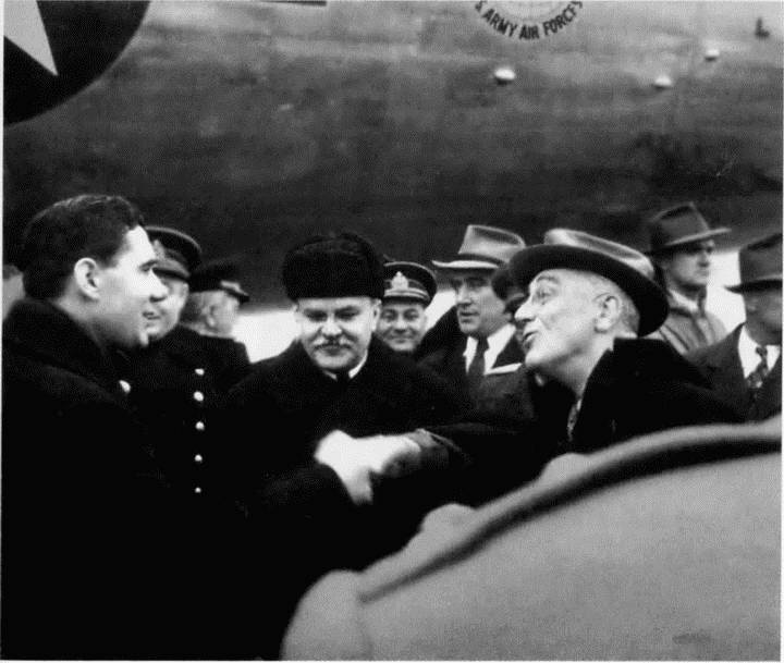 Иллюстрация к книге — Громыко [i_018.jpg]