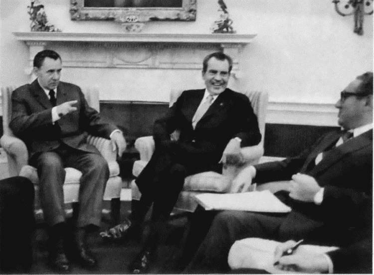 Иллюстрация к книге — Громыко [i_037.jpg]