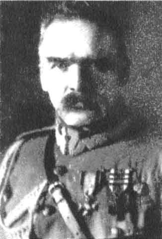 Иллюстрация к книге — Сталин [i_022.jpg]