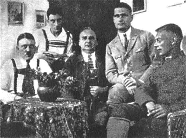 Иллюстрация к книге — Сталин [i_051.jpg]