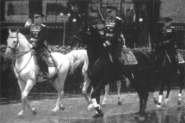 Иллюстрация к книге — Сталин [i_067.jpg]