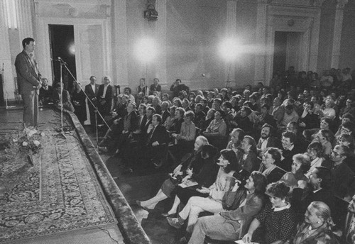 Иллюстрация к книге — Валентин Распутин [i_032.jpg]