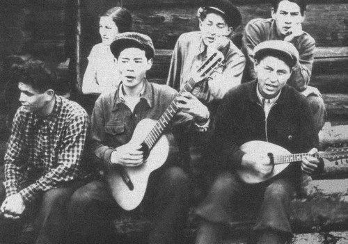 Иллюстрация к книге — Вампилов [i_015.jpg]