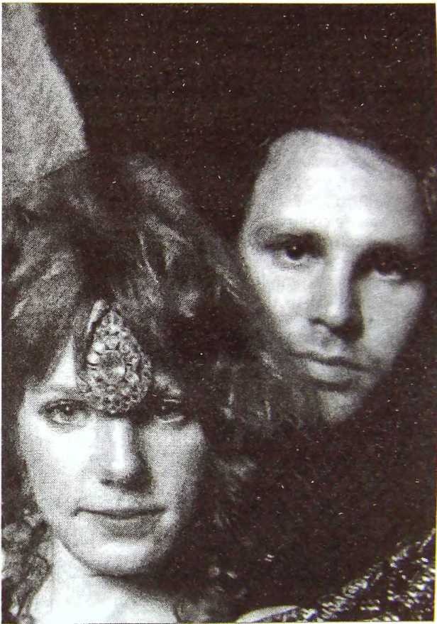 Иллюстрация к книге — Шаман. Скандальная биография Джима Моррисона [i_017.jpg]